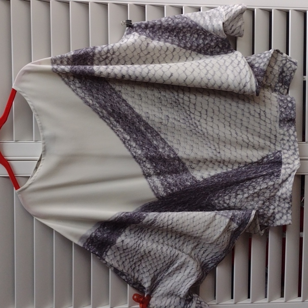 100% silk DUSAN top